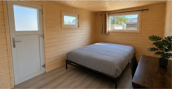 Sleep Cube von außen auf dem Hof in Kornwestheim.
